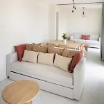 La 4*